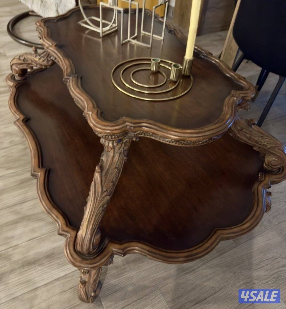للبيع طاولة وسط كلاسيك خشب طبيعي محفور يدوياً Wood Table0