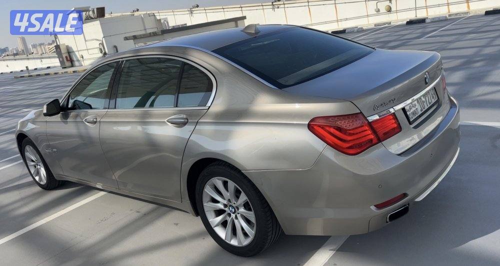BMW 740LI3
