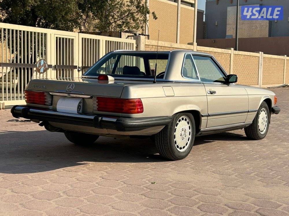مرسيدس SL 560 موديل 1986 ماشي 106 ميل ليدور نظيف شرط الفحص6