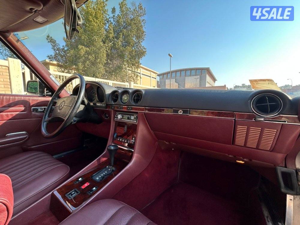 مرسيدس SL 560 موديل 1986 ماشي 106 ميل ليدور نظيف شرط الفحص10