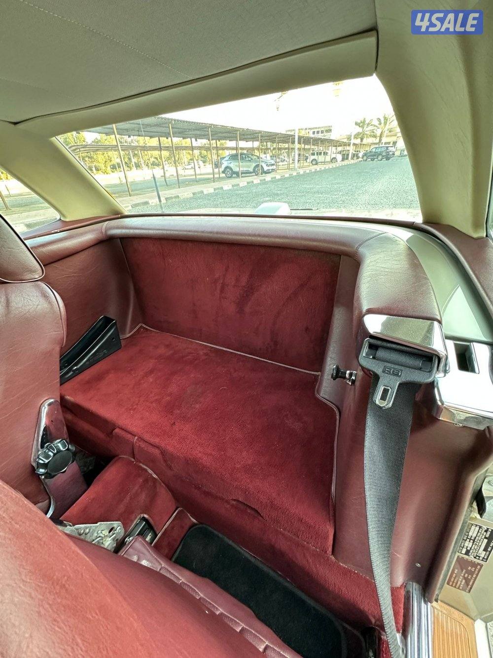 مرسيدس SL 560 موديل 1986 ماشي 106 ميل ليدور نظيف شرط الفحص13