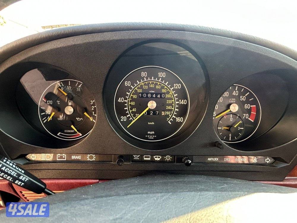 مرسيدس SL 560 موديل 1986 ماشي 106 ميل ليدور نظيف شرط الفحص15