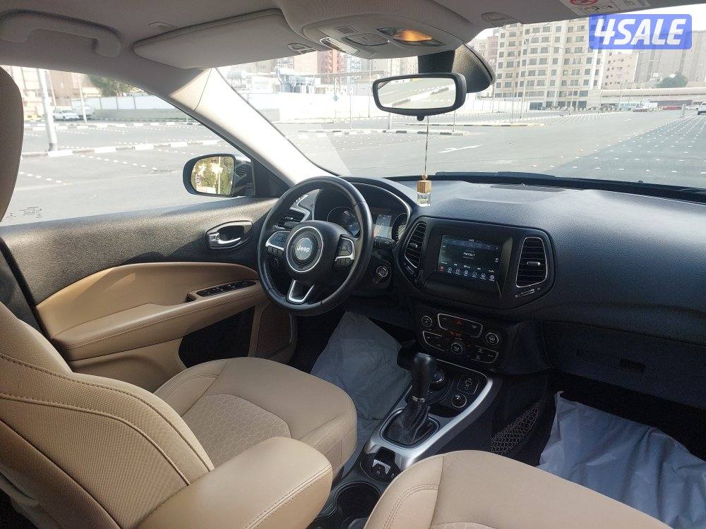 Jeep compass . 20193