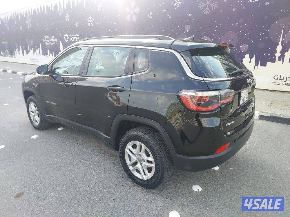 Jeep compass . 20197