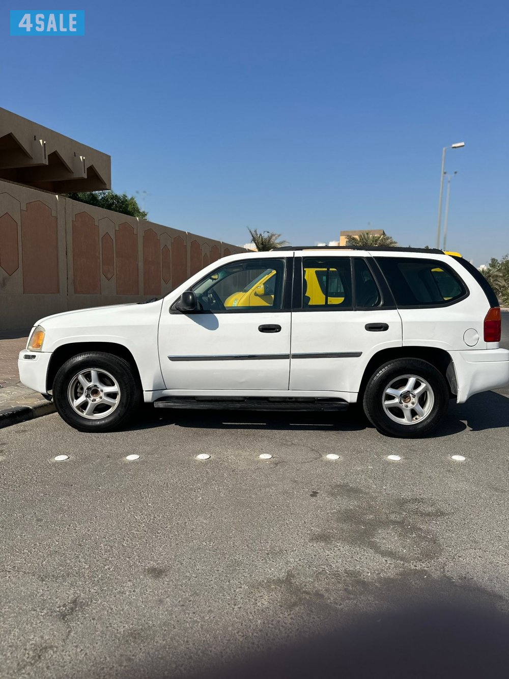 للبيع إنفوي موديل ٢٠٠٦ بحاله جيده ماشي ٣٧٤ الف السعر ٦٥٠ للتواصل 977776374