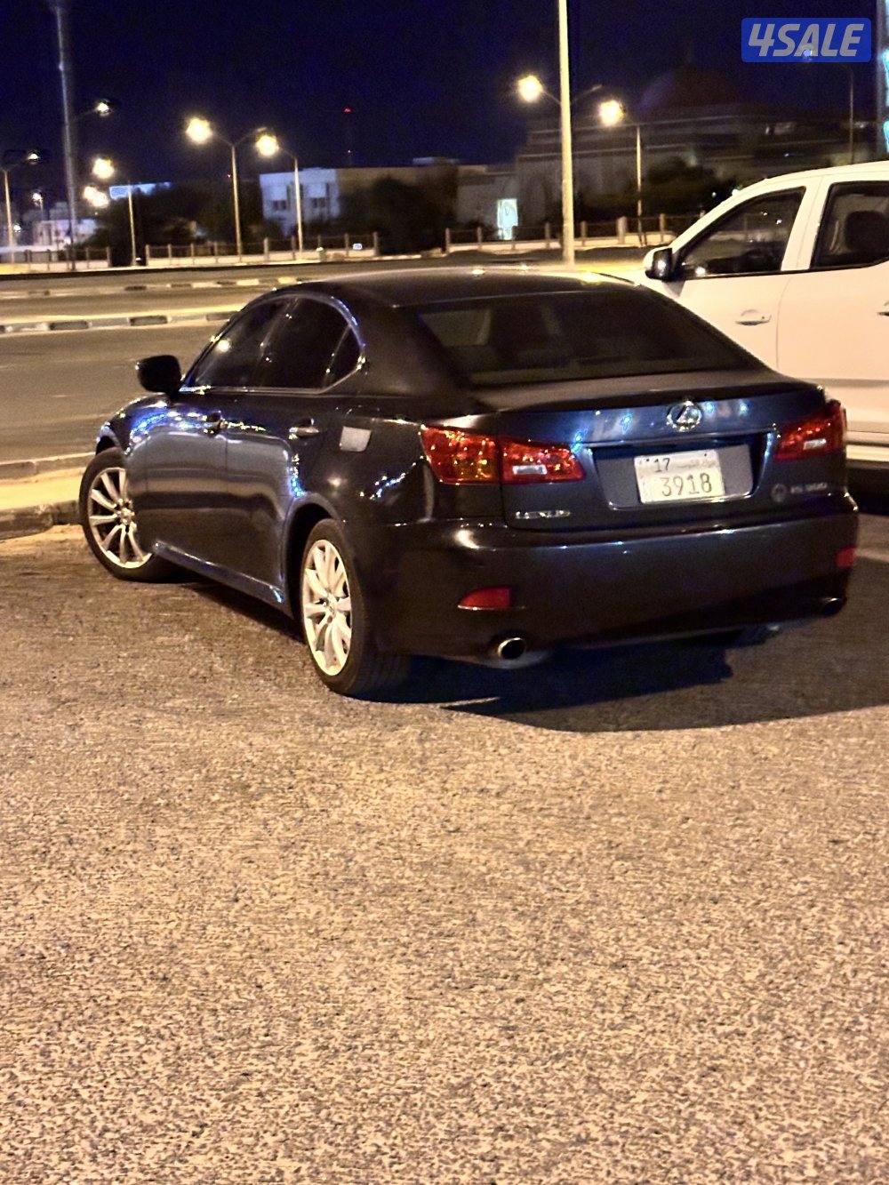 لكزس للبيع1