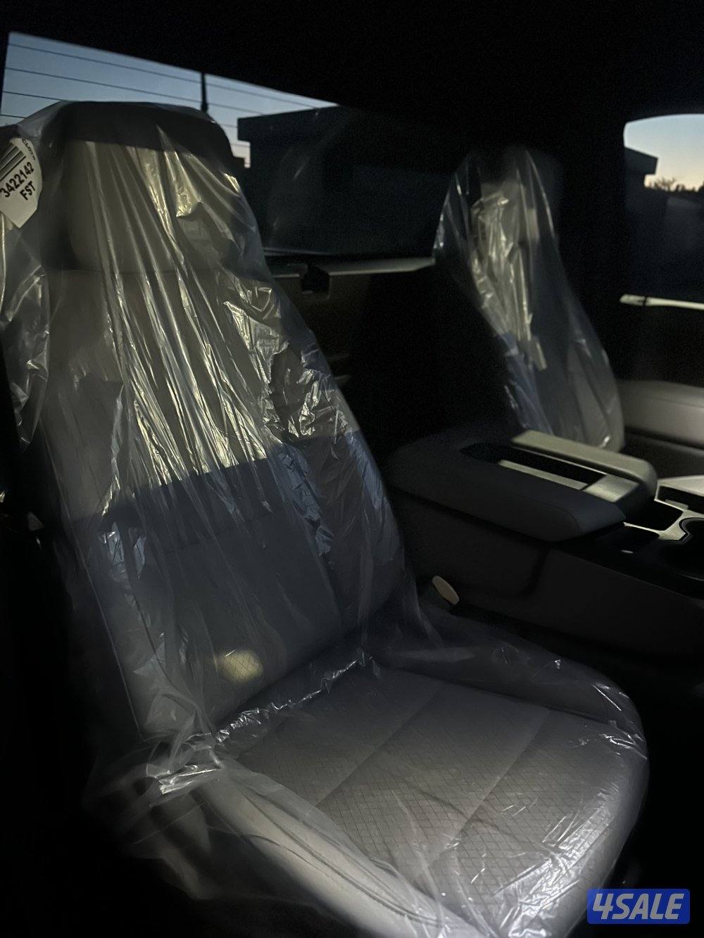 سلفرادو 2024 LT صبغ الوكالة عداد 23 الف8