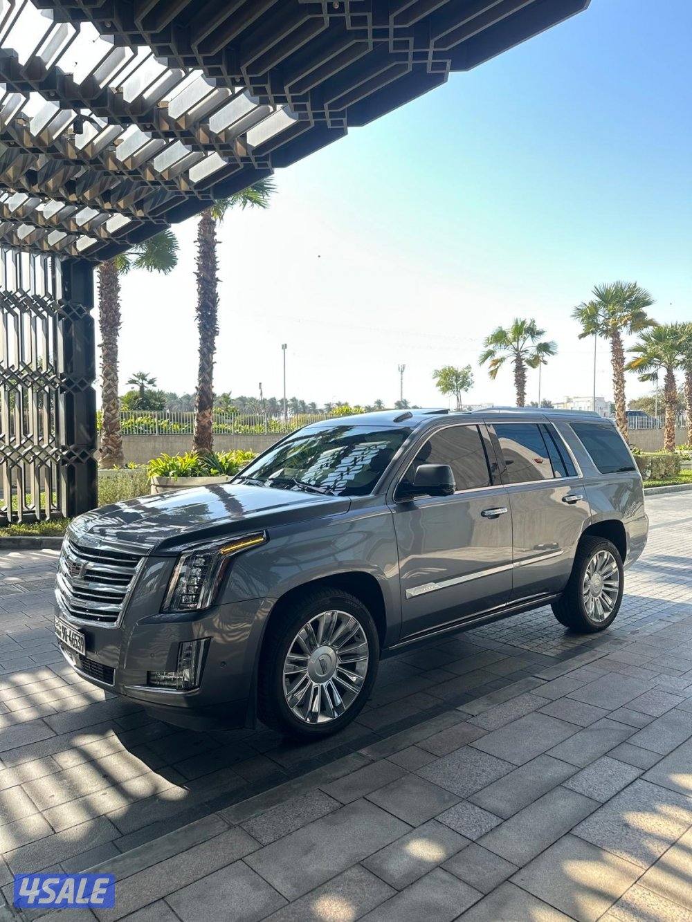 اسكاليد بلاتينيوم سبورت موديل 2020 اعلى فئه بحاله الوكاله ☑️3