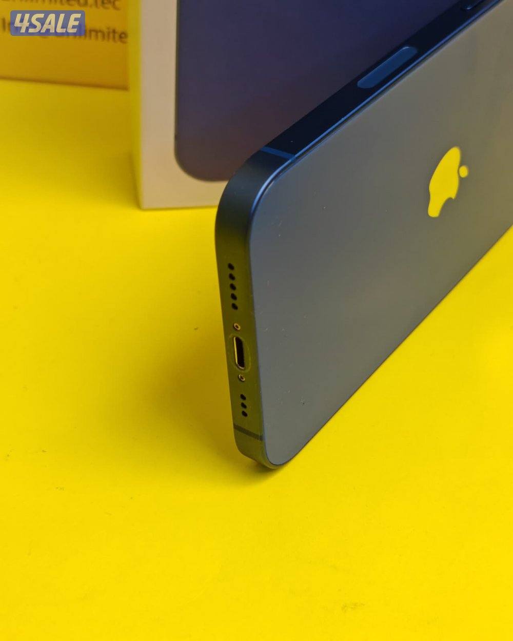 ايفون 13 – 128 جيجا – أزرق iPhone 13 128GB Blue – Battery 93%4