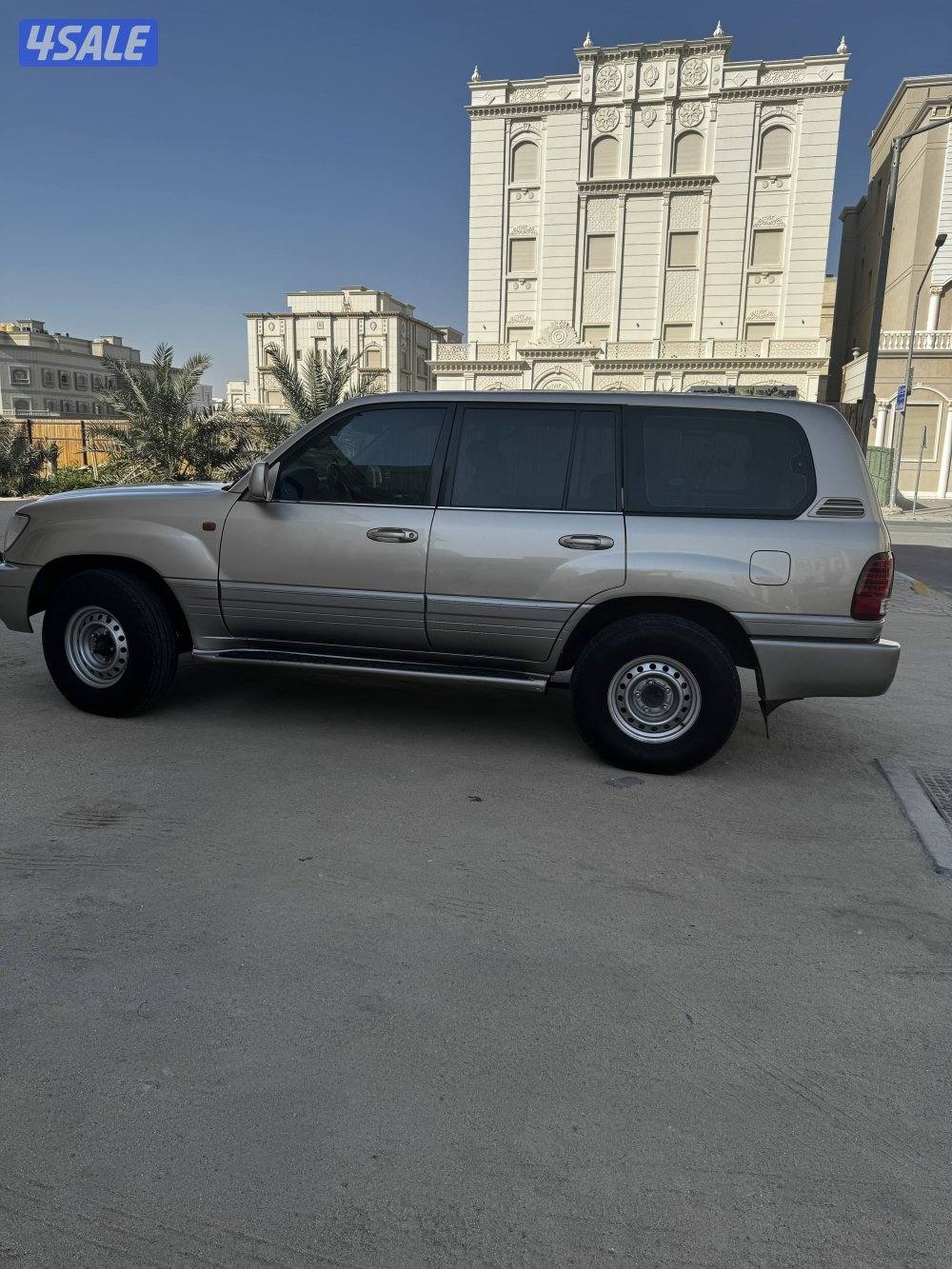 لكزس للبيع3