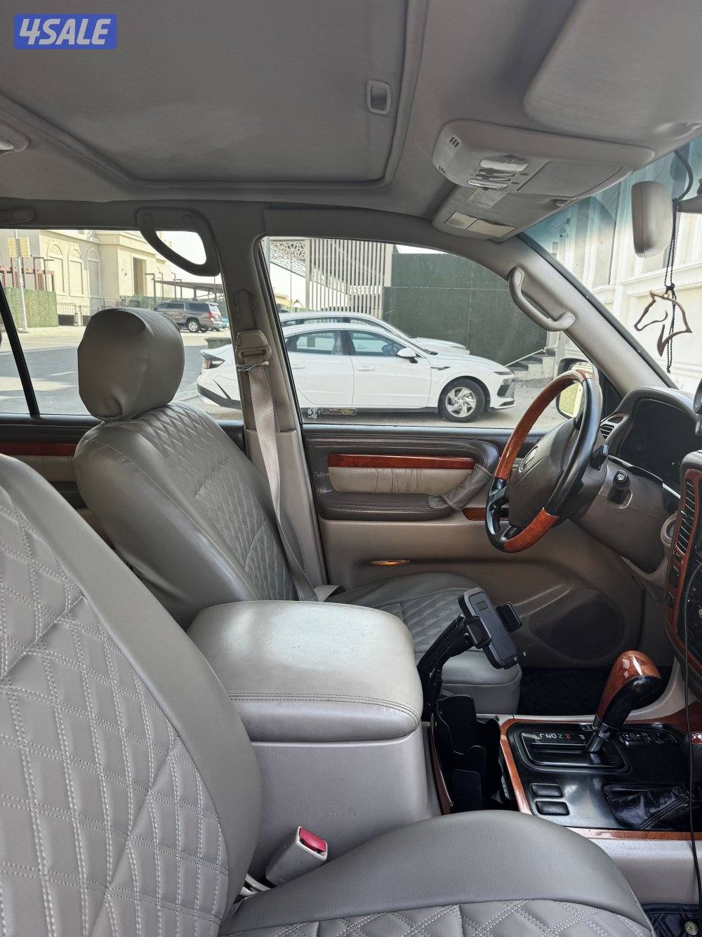 لكزس للبيع8