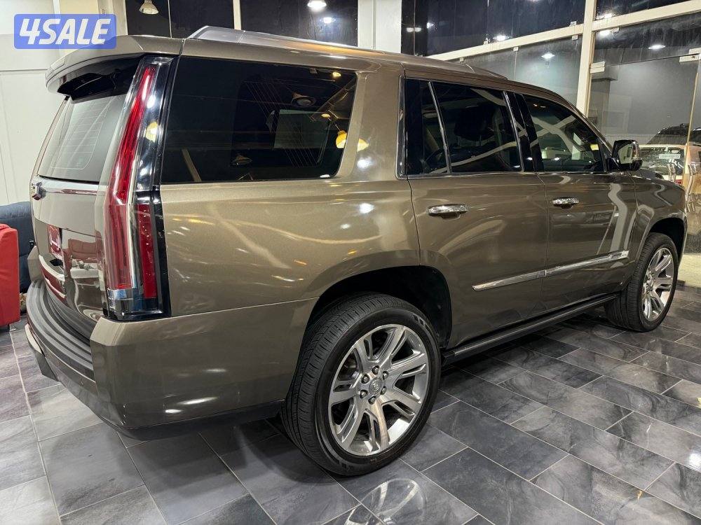 اسكاليد 8 غيار دبل قير بحالة ممتازة3