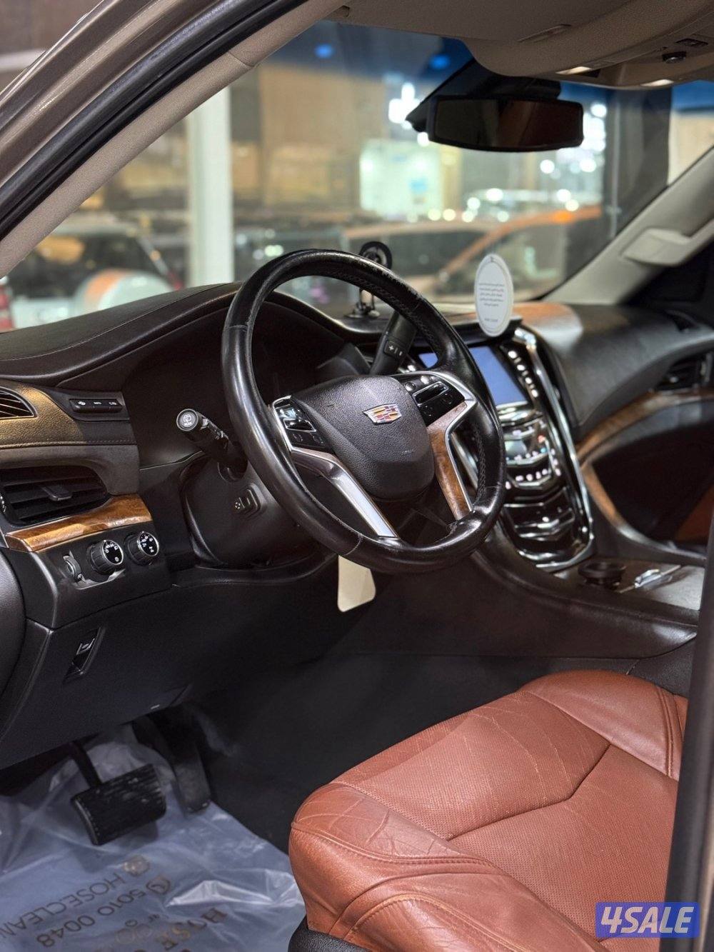 اسكاليد 8 غيار دبل قير بحالة ممتازة4