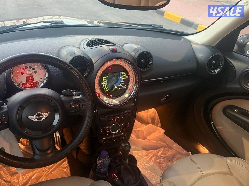 للبيع ميني كوبر S اربع ابوب موديل 20144