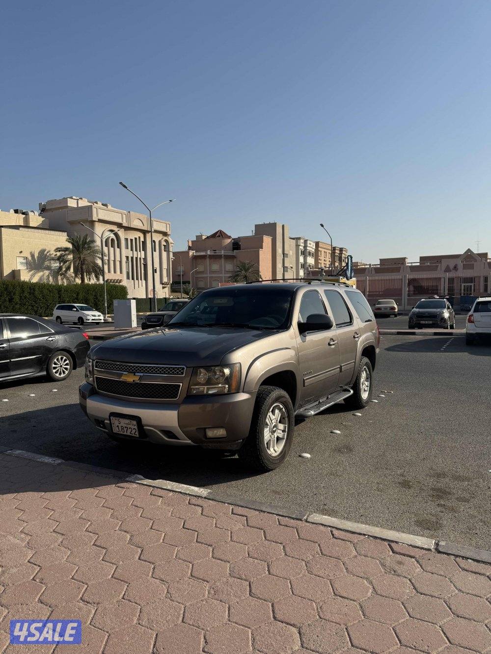 للبيع تاهو ٢٠١١ Z71 دبل قير2