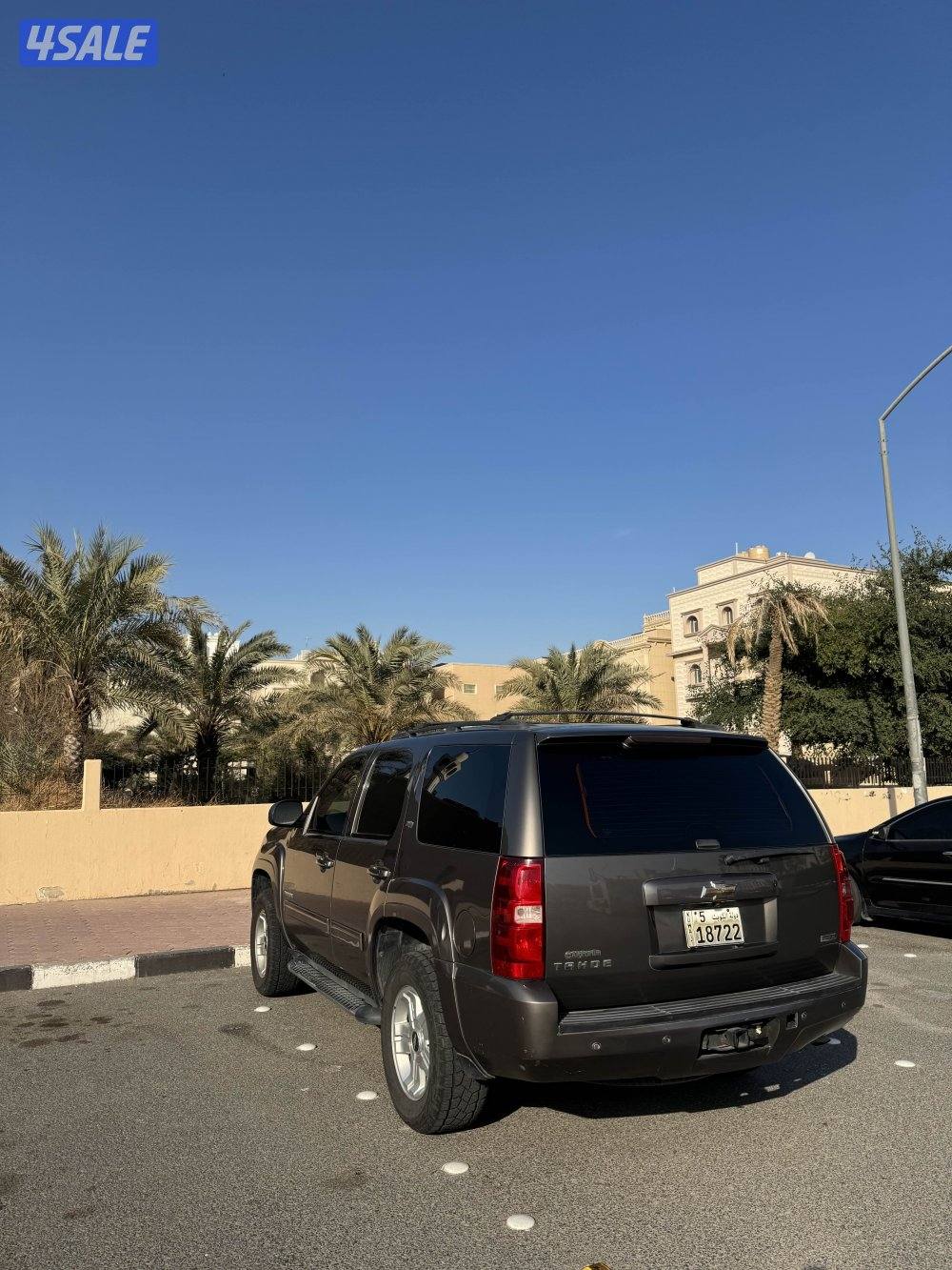 للبيع تاهو ٢٠١١ Z71 دبل قير4