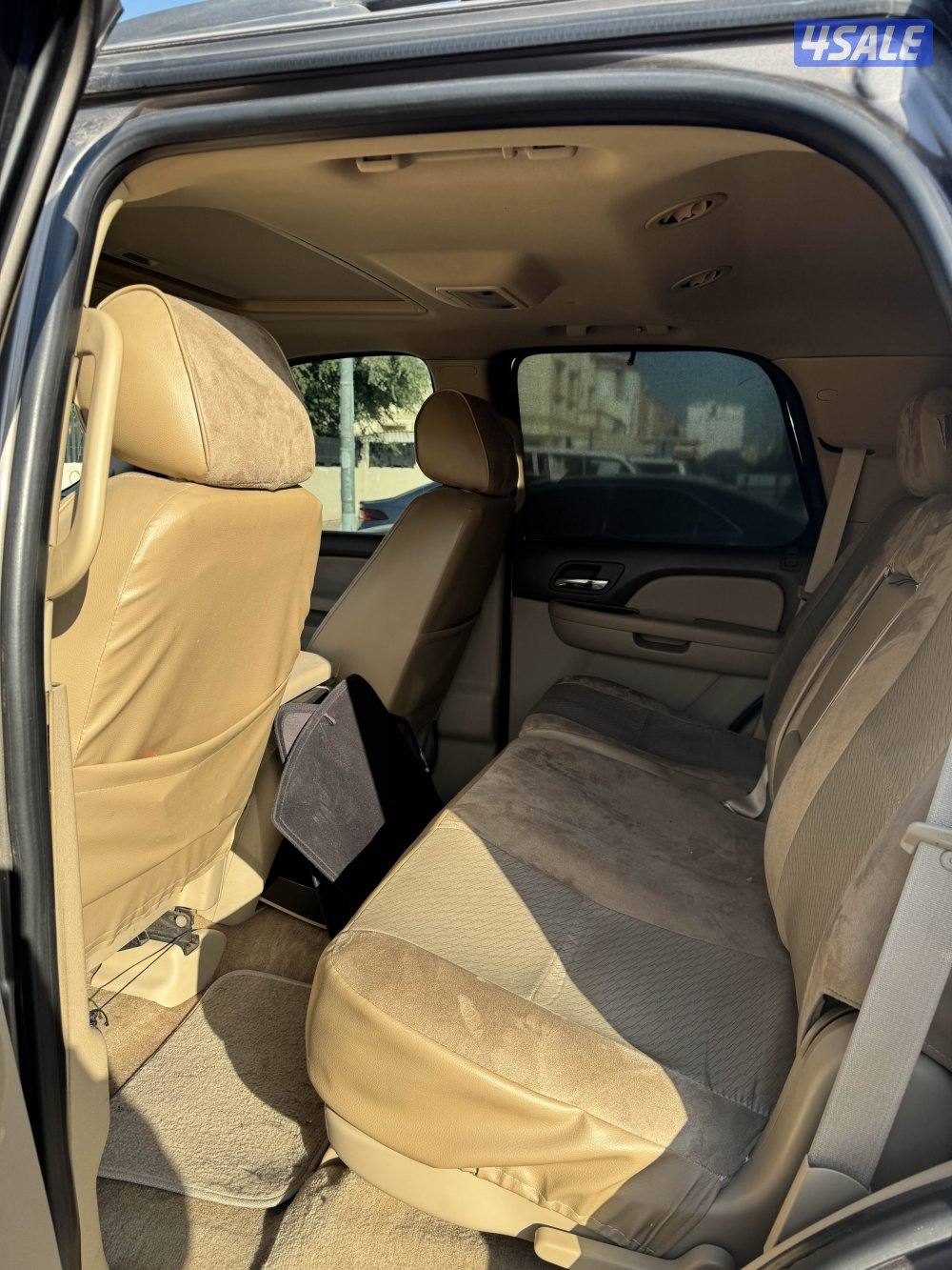 للبيع تاهو ٢٠١١ Z71 دبل قير7