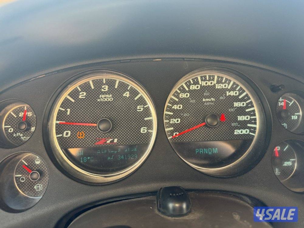 للبيع تاهو ٢٠١١ Z71 دبل قير8