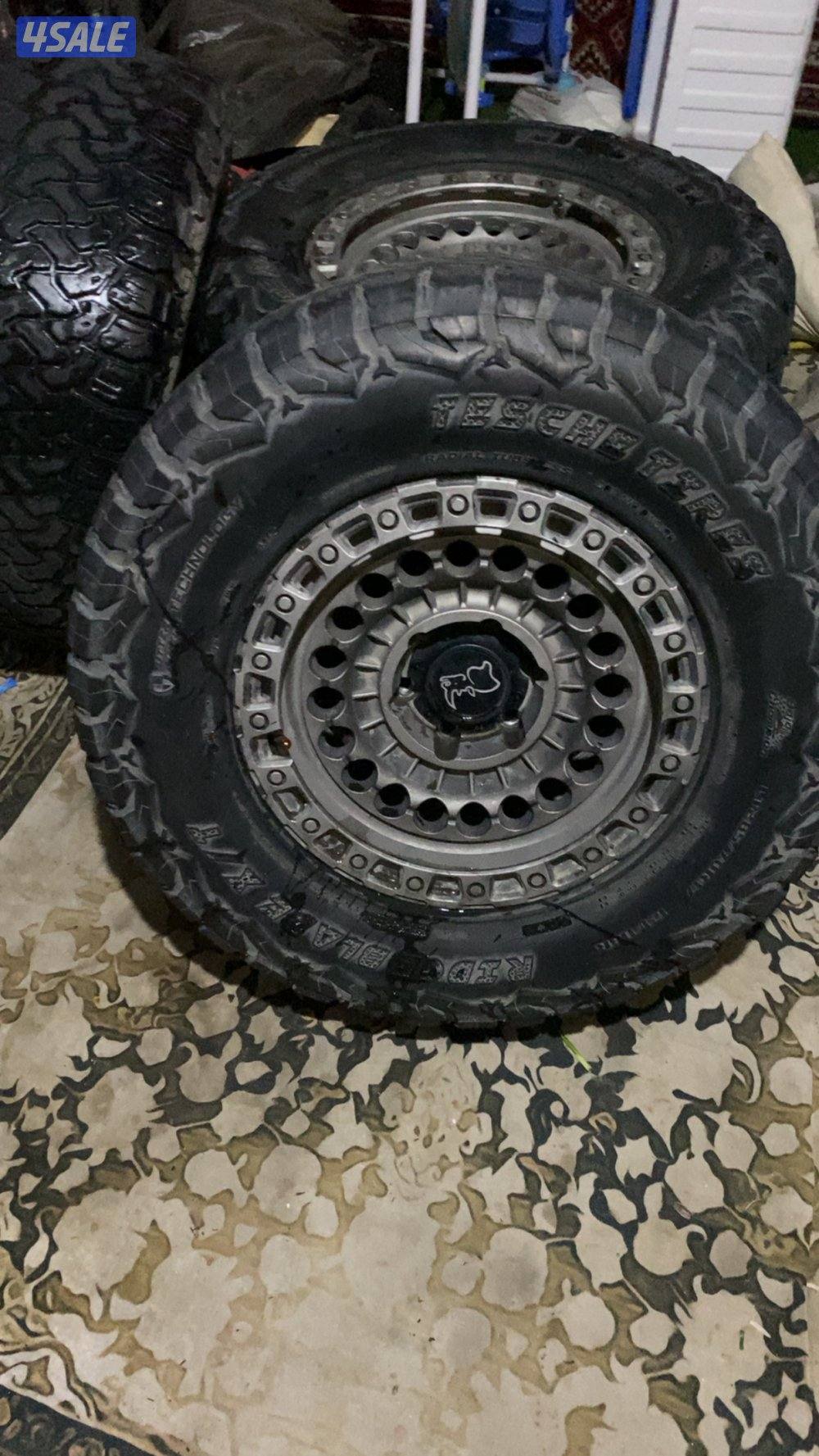 للبيع رنقات بلاك راينو اصليه مافيهم ولا شي معا تواير حجري نص عمر1