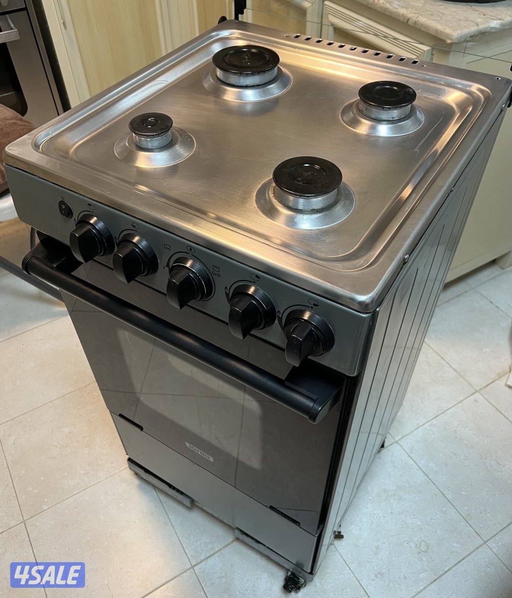 للبيع فرن إيجنس ايطالي 4 عيون بحالة ممتازة1