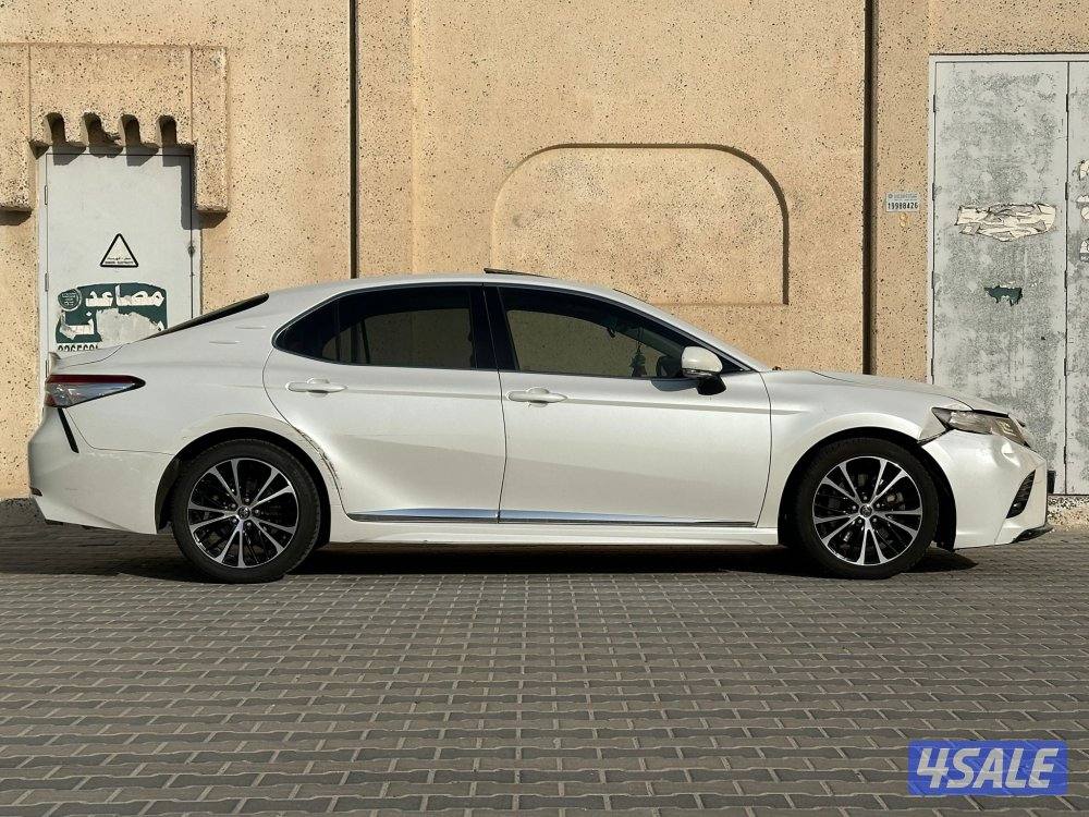 للبيع تويوتا كامري SE
موديل 2019 
6 سلندر6