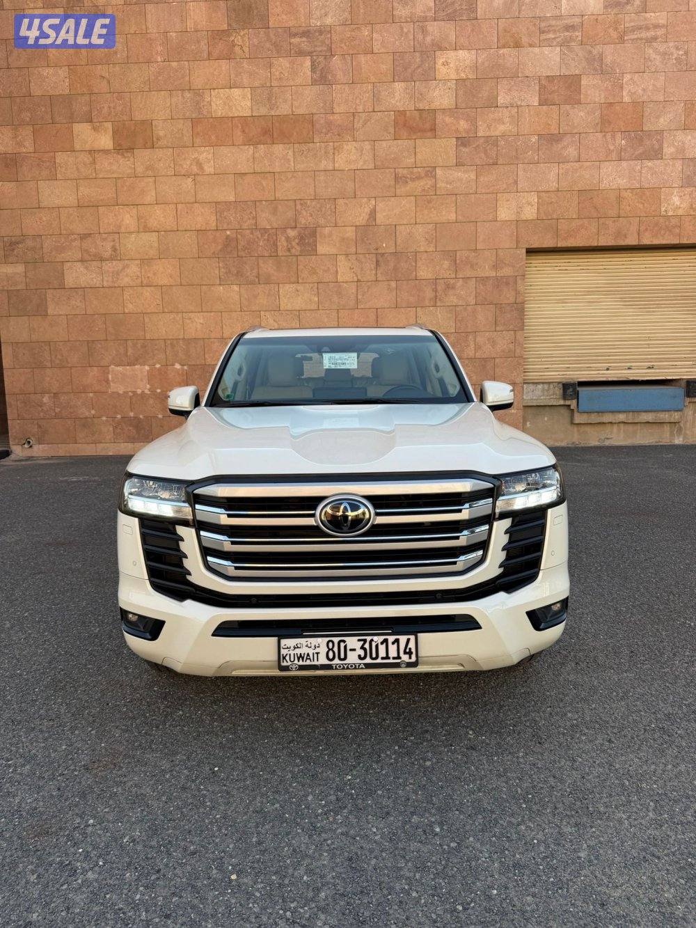 لاند كروز ايرو تون تيربو 2024 بحاله الوكاله عداد 84 الف2