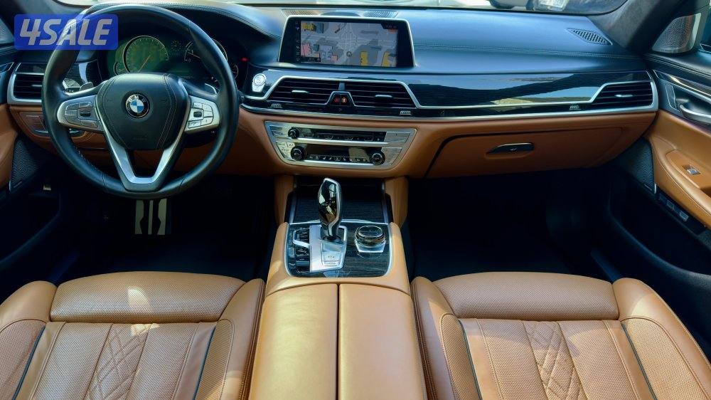 بي أم دبليو 750Li/ موديل 2016/ عداد 25 ألف/ كت M/ قمة بالنظافه/7