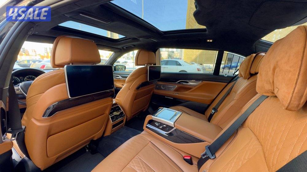 بي أم دبليو 750Li/ موديل 2016/ عداد 25 ألف/ كت M/ قمة بالنظافه/13