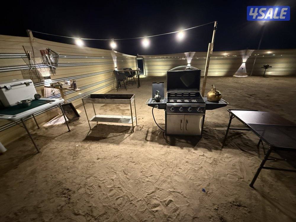 مخيم مرتب ومكانه هادي مقابل ستاربكس الدوار الرابع5