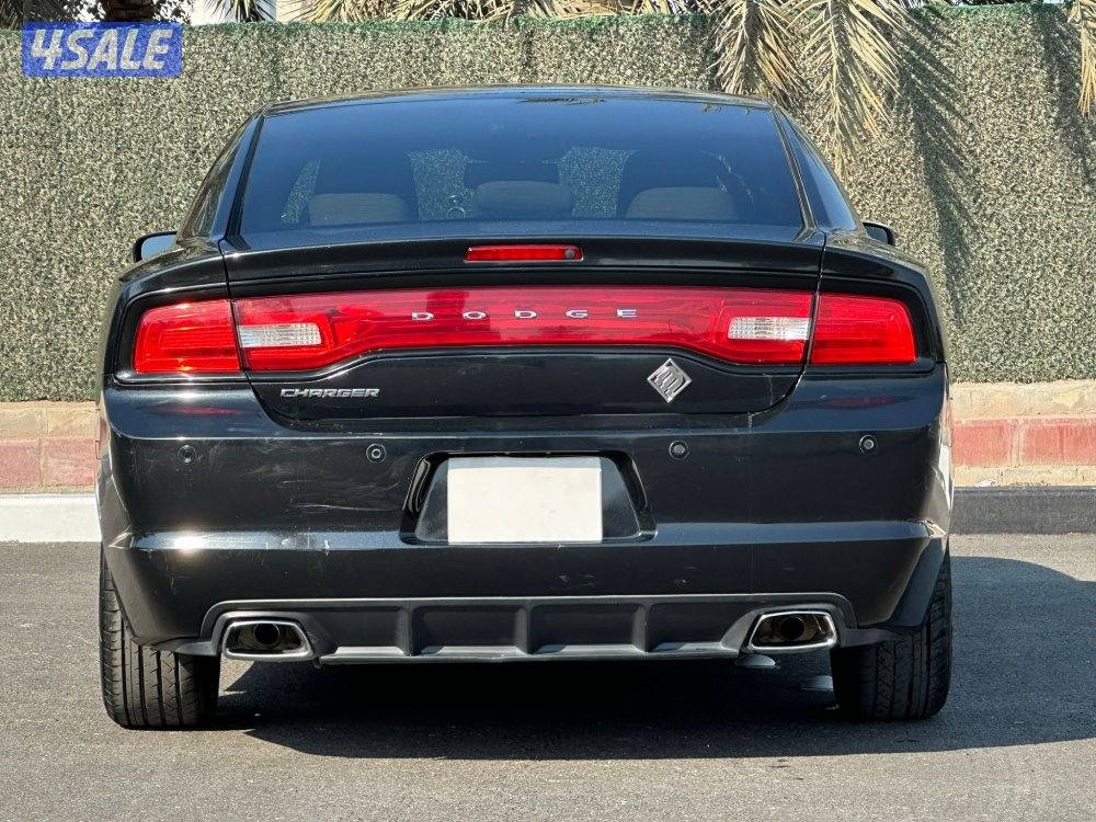 دودج
تشارجر
6سلندر عداد 160 الف7