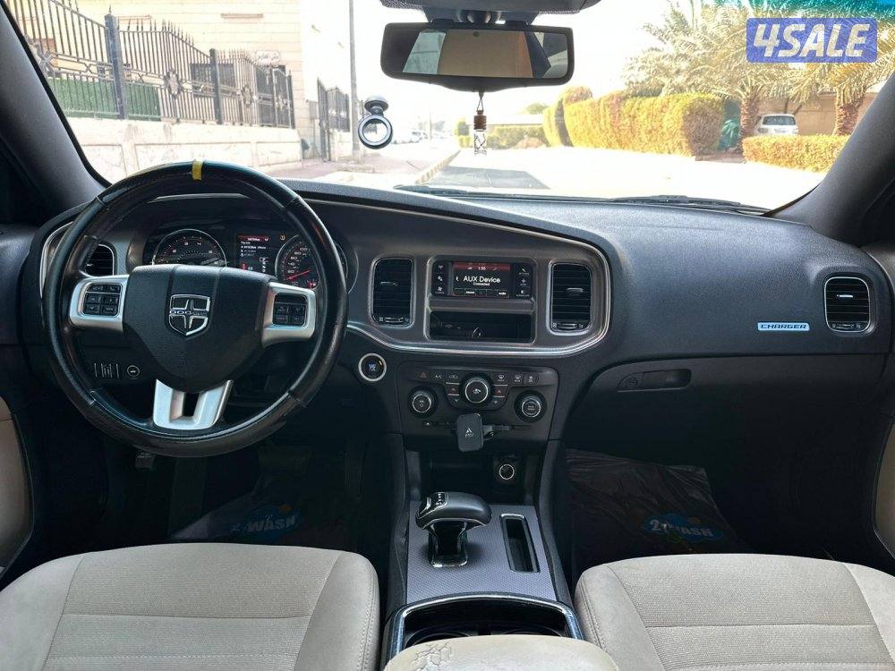 دودج
تشارجر
6سلندر عداد 160 الف10