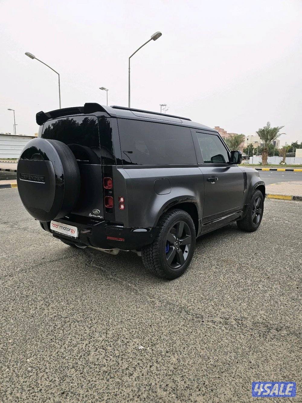 Land Rover defender p400 90 x20232