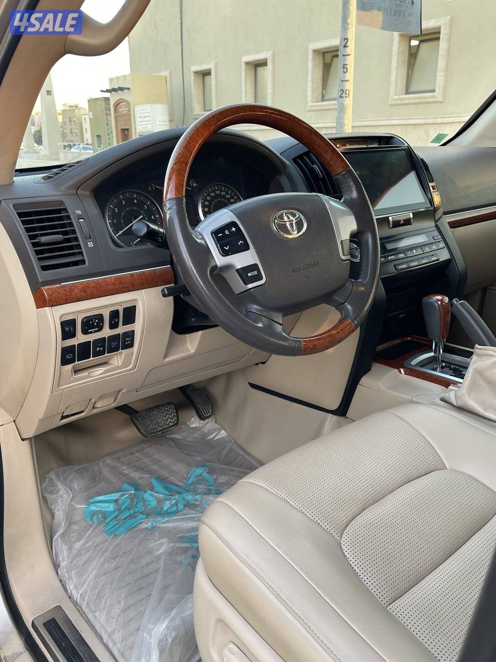 للبيع لاند كروز 20155