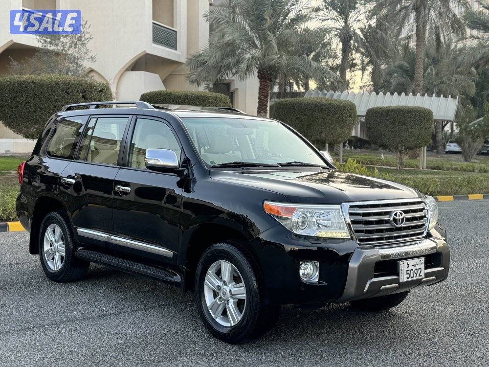 لاندكروزر GX_R V8 موديل 2014 صبغ الوكاله بحاله الوكاله1