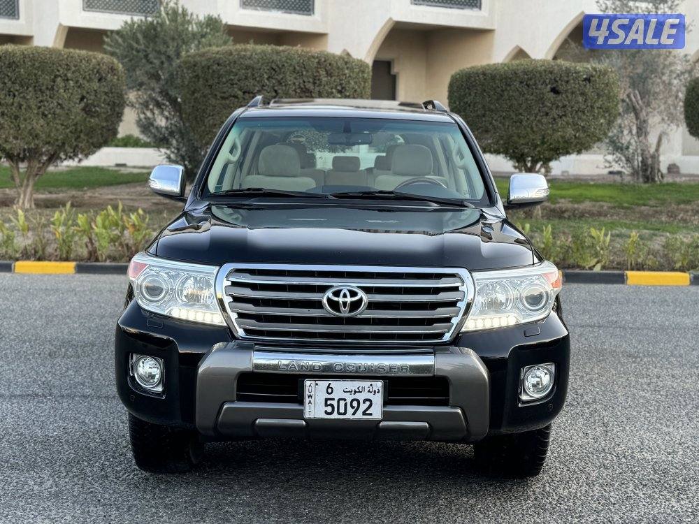 لاندكروزر GX_R V8 موديل 2014 صبغ الوكاله بحاله الوكاله2