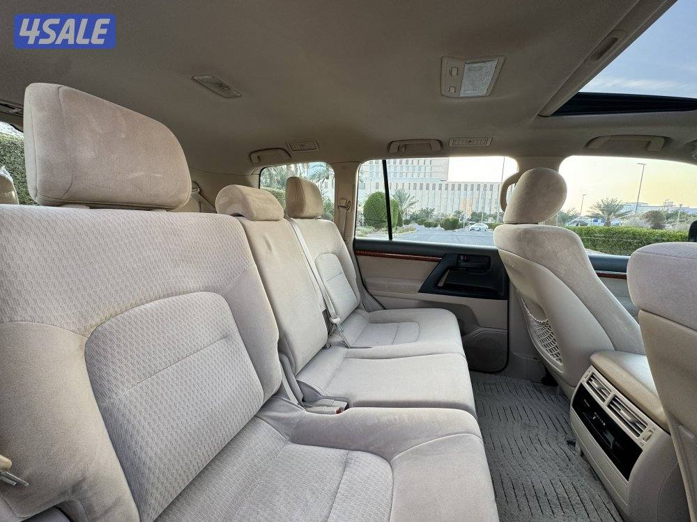 لاندكروزر GX_R V8 موديل 2014 صبغ الوكاله بحاله الوكاله8