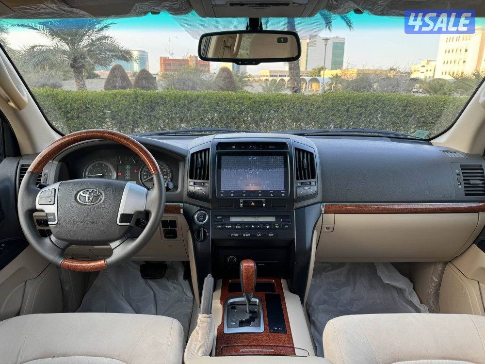 لاندكروزر GX_R V8 موديل 2014 صبغ الوكاله بحاله الوكاله10