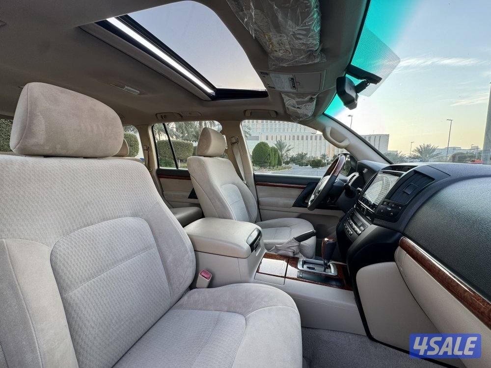 لاندكروزر GX_R V8 موديل 2014 صبغ الوكاله بحاله الوكاله12