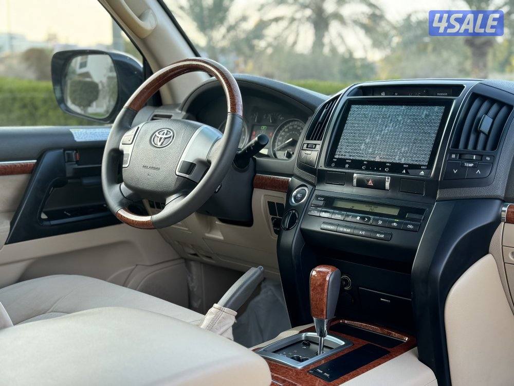 لاندكروزر GX_R V8 موديل 2014 صبغ الوكاله بحاله الوكاله13