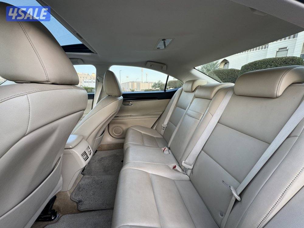 لكزس ES250 موديل 2013 بحاله ممتازه جدا شرط الفحص7