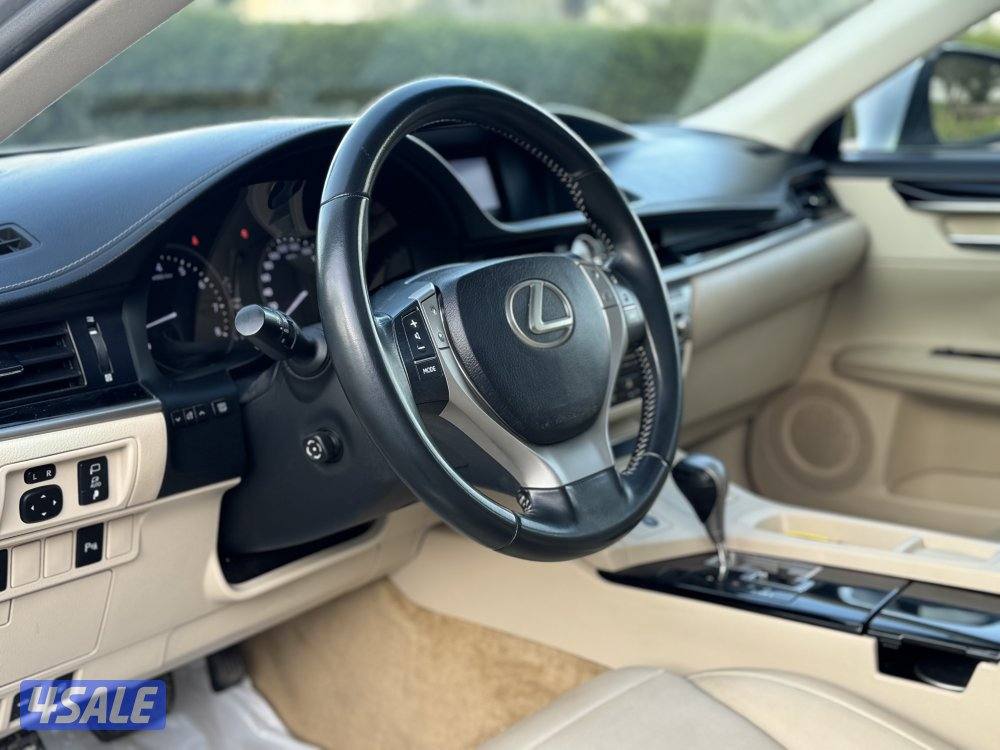 لكزس ES250 موديل 2013 بحاله ممتازه جدا شرط الفحص12