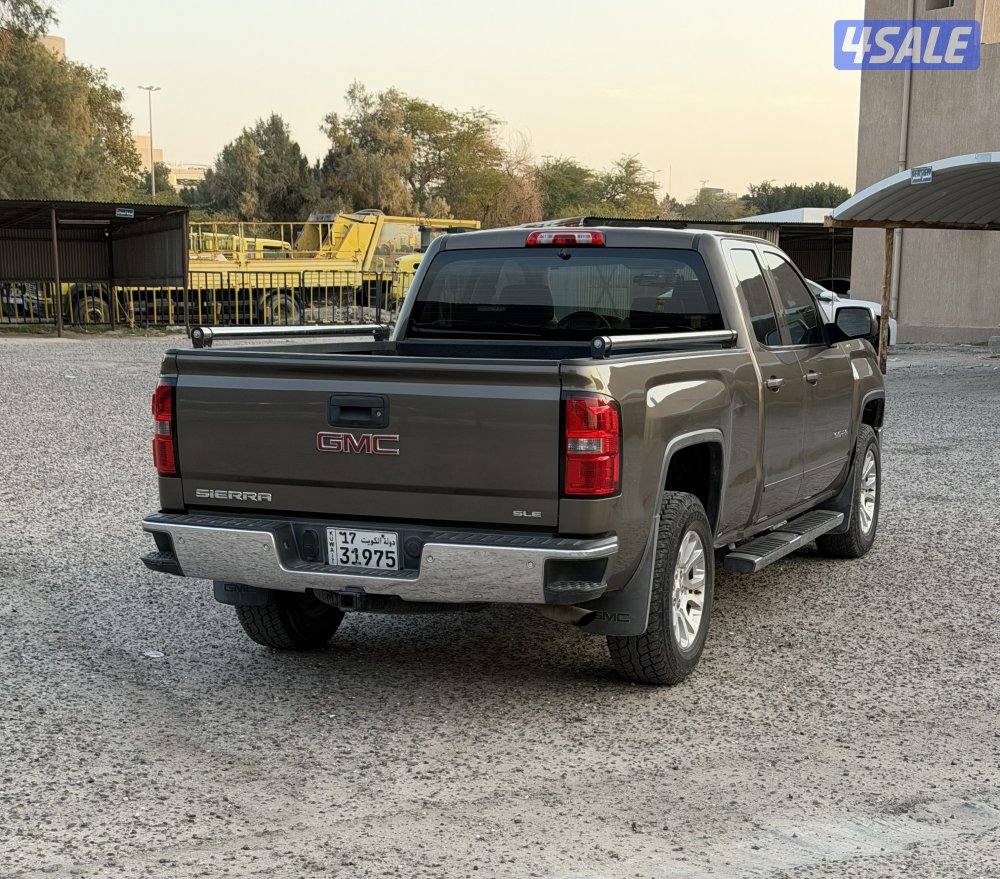 وانيت سييرا 2014  SLE0