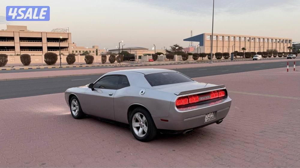 للبيع شالنجر ٢٠١٣3