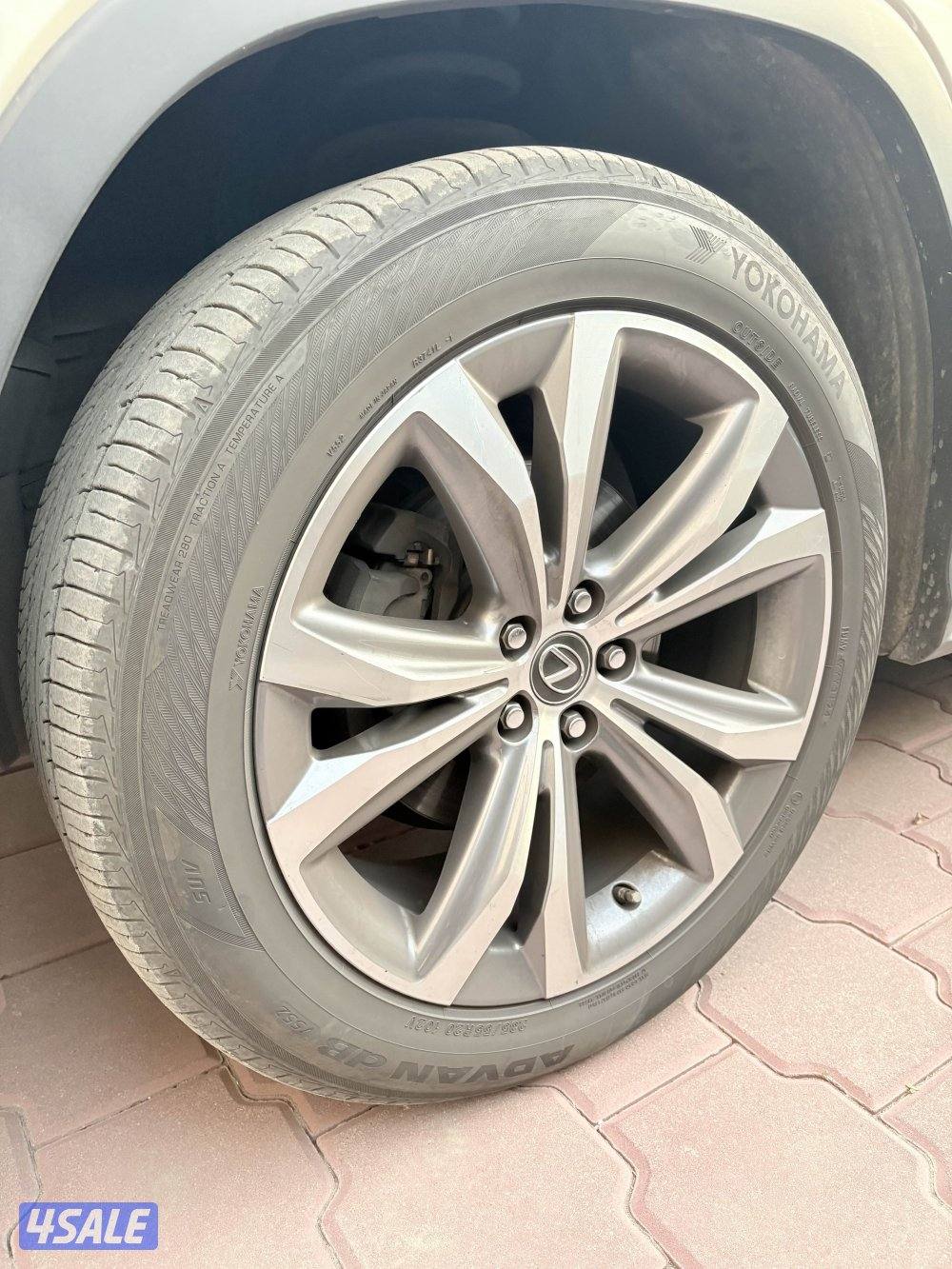 لكزس RX350 كامل المواصفات ماشي ١٦٠ الف7