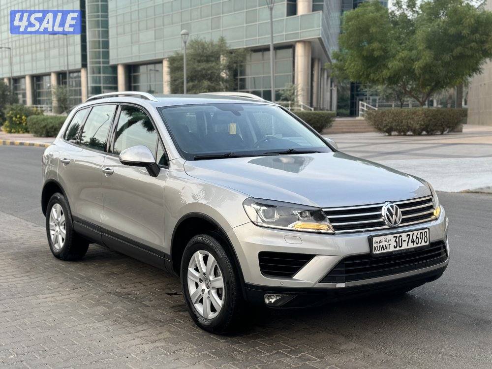 فولكس واجن طوارق موديل 2015 بحاله ممتازه1