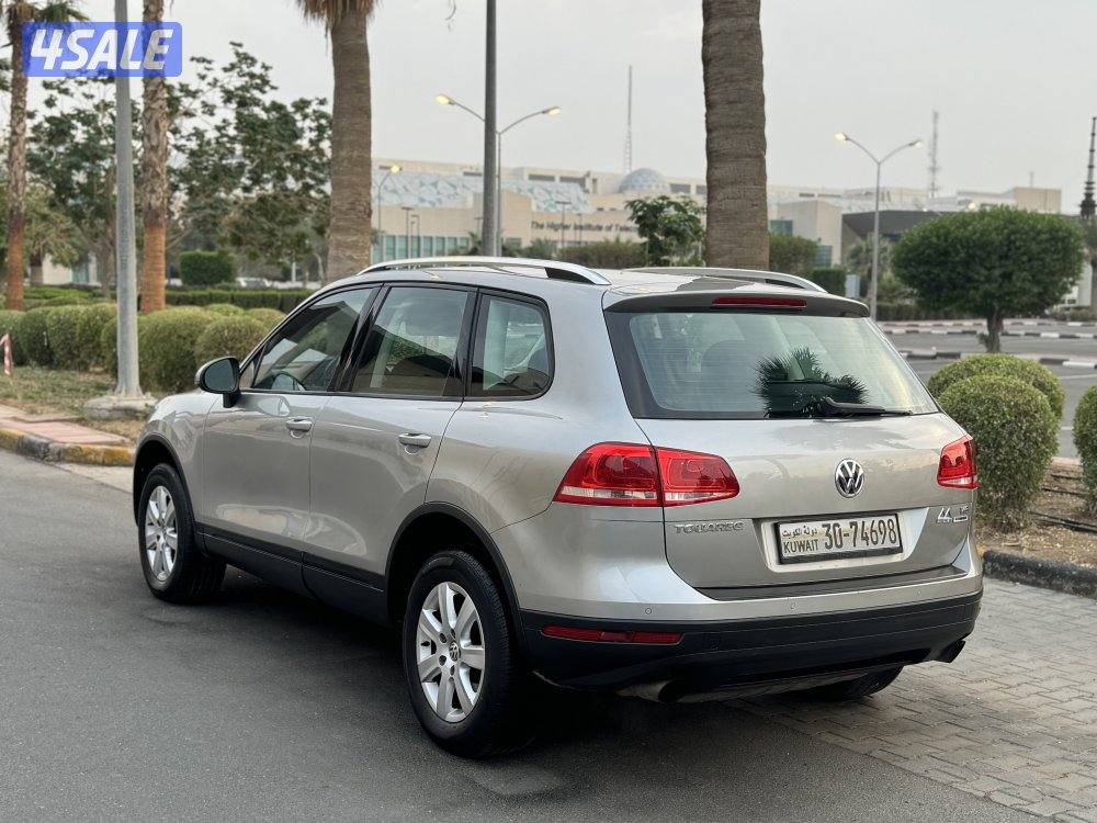 فولكس واجن طوارق موديل 2015 بحاله ممتازه4