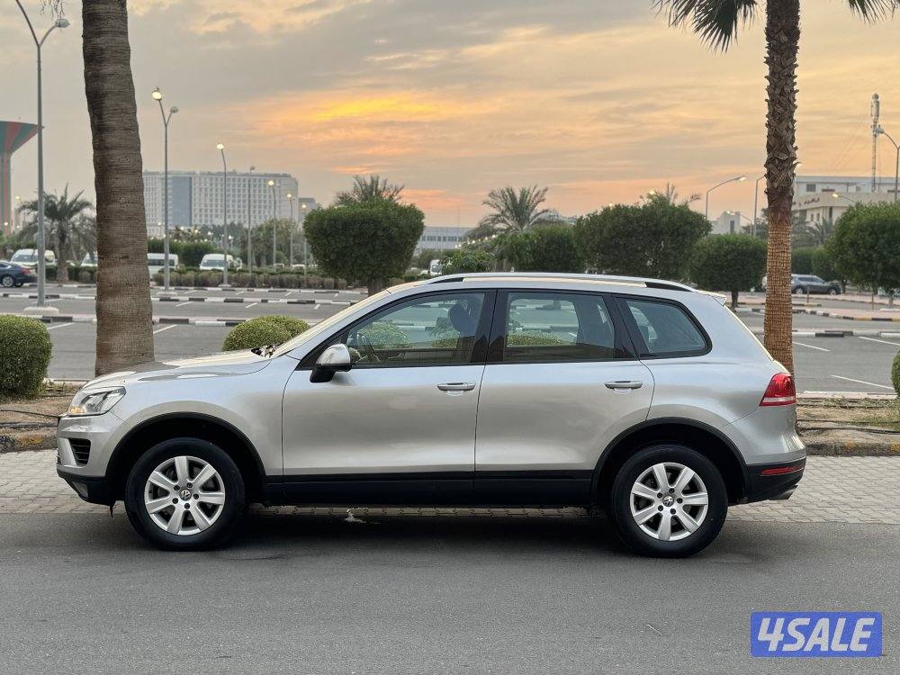 فولكس واجن طوارق موديل 2015 بحاله ممتازه9