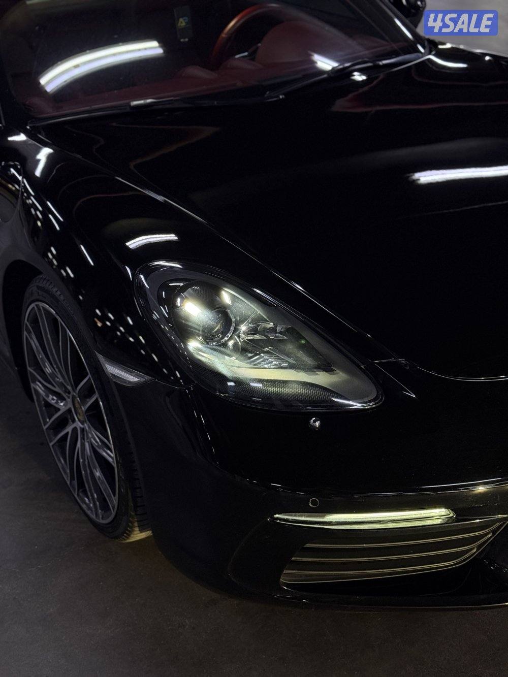 PORSCHA CAYMAN 718 -2019-11