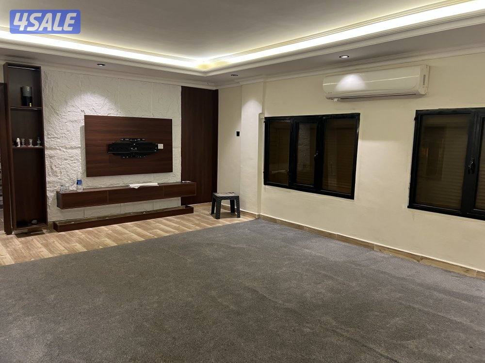 نصف استراحه الايجار الشهري8