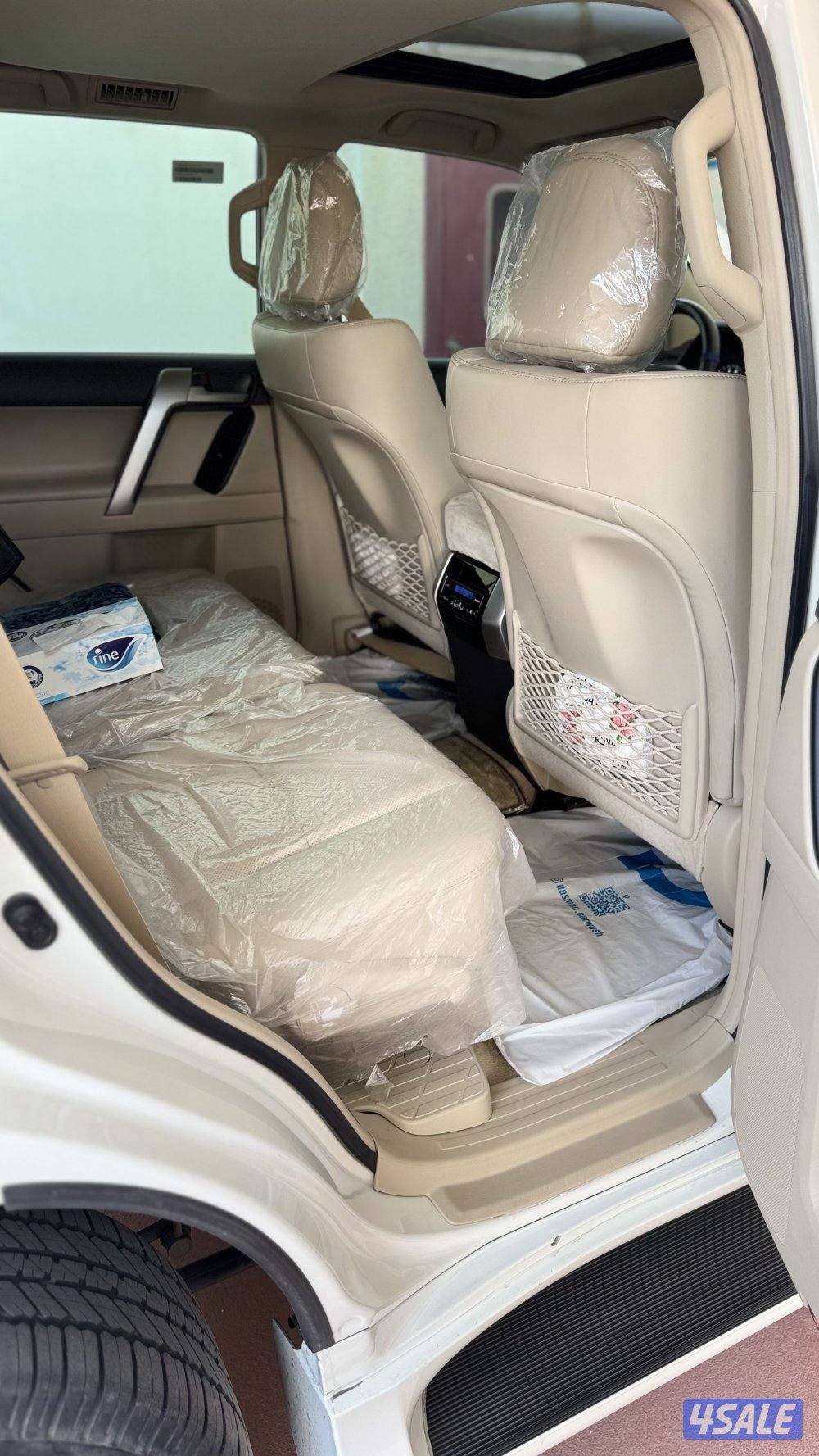 بـرادو VX 2023 أبيض صدفـي Final Addition4